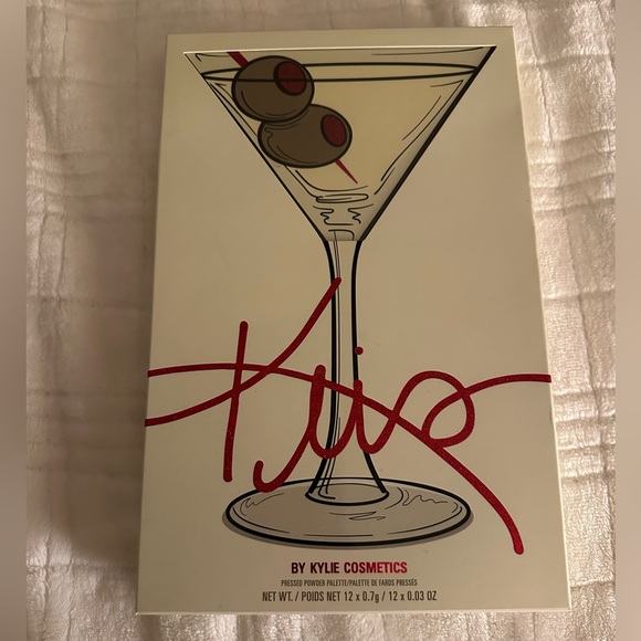 BRAND NEW- NEVER OPENED Kylie Cosmetics Kris Collection Pressed Powder Palette - Picture 2 of 13